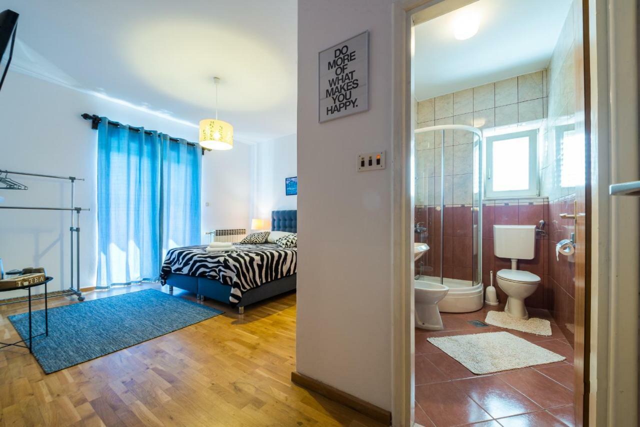 Francesca Guesthouse 믈리니 외부 사진